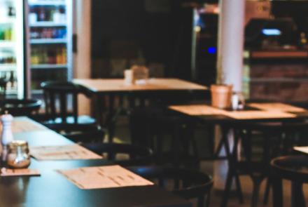 Restaurant and catering establishment managers and proprietors