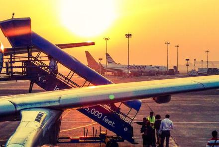Travel agency managers and proprietors